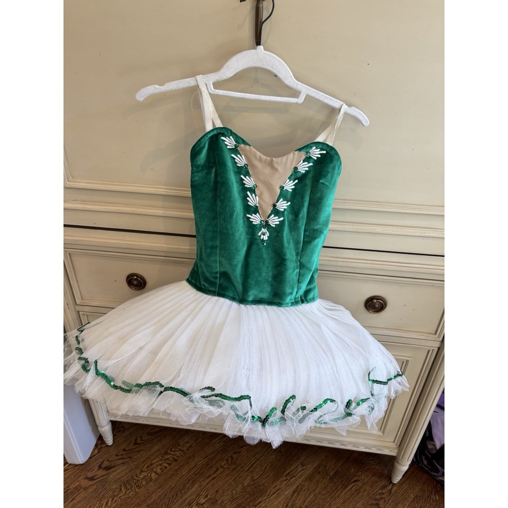 Classical Ballet tutu Performance quality Green Velvet Beading XXS Ballerina‎